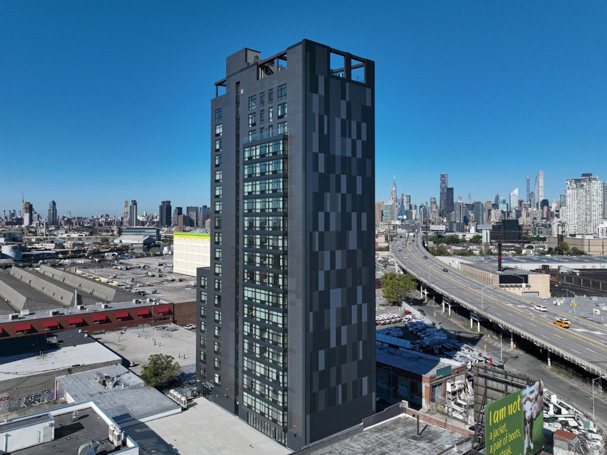 Holiday Inn Express Long Island City E - New York By Ihg Exterior photo
