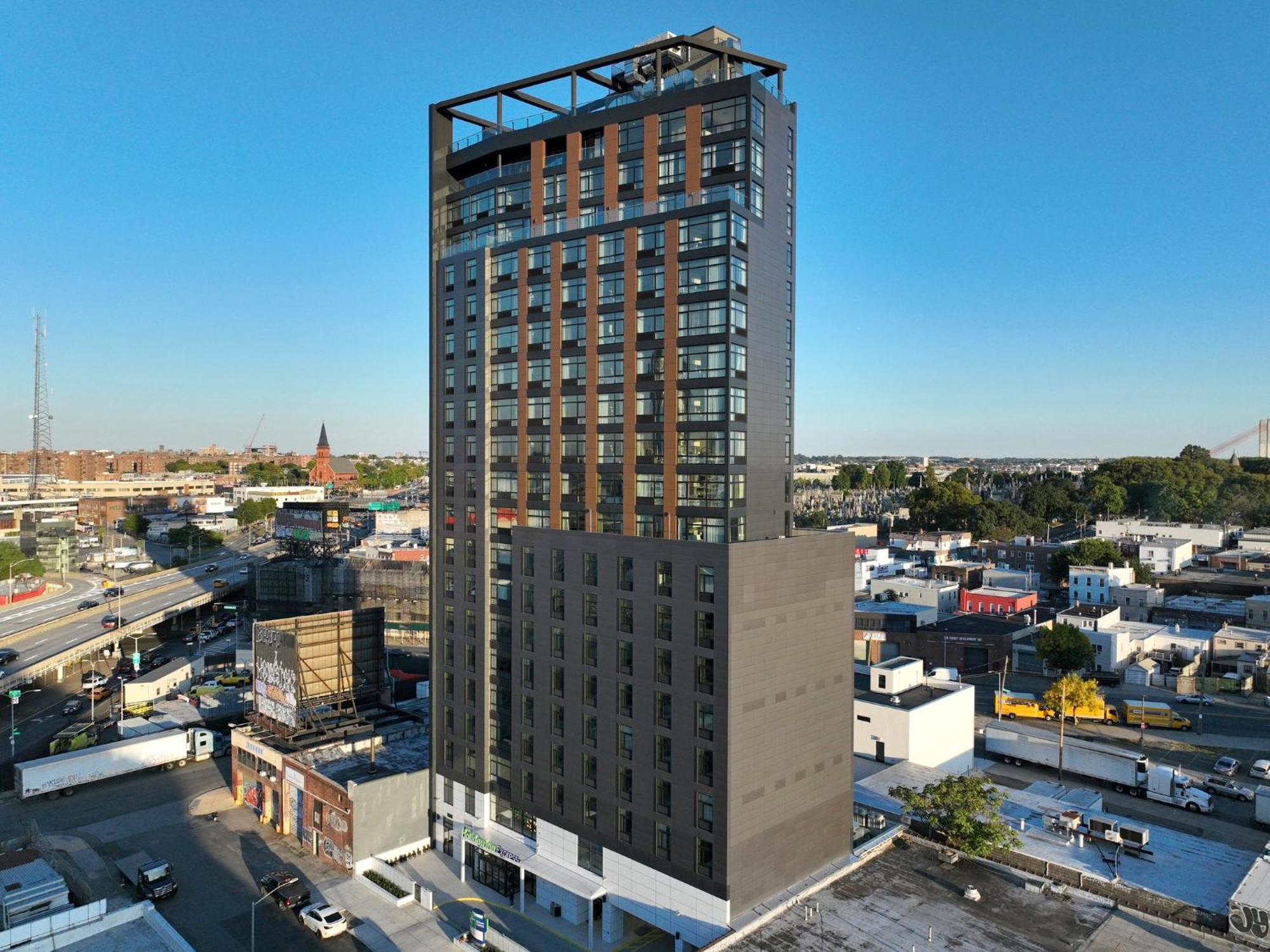 Holiday Inn Express Long Island City E - New York By Ihg Exterior photo